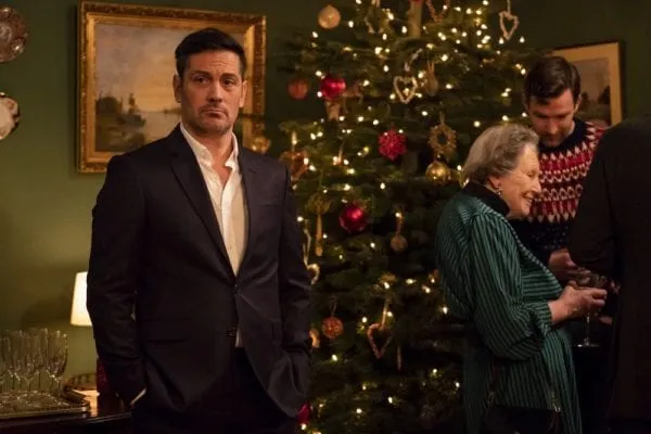 Surviving Christmas With The Relatives 2022 Trailer Festive Comedy Surviving Christmas With The Relatives Gets A Trailer,  Poster And Images